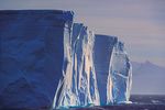 A Photographer's Antarctica - Joseph Van Os Photo Safaris