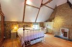 BOTTOM FARMHOUSE, SOUTHORPE, STAMFORD - King West